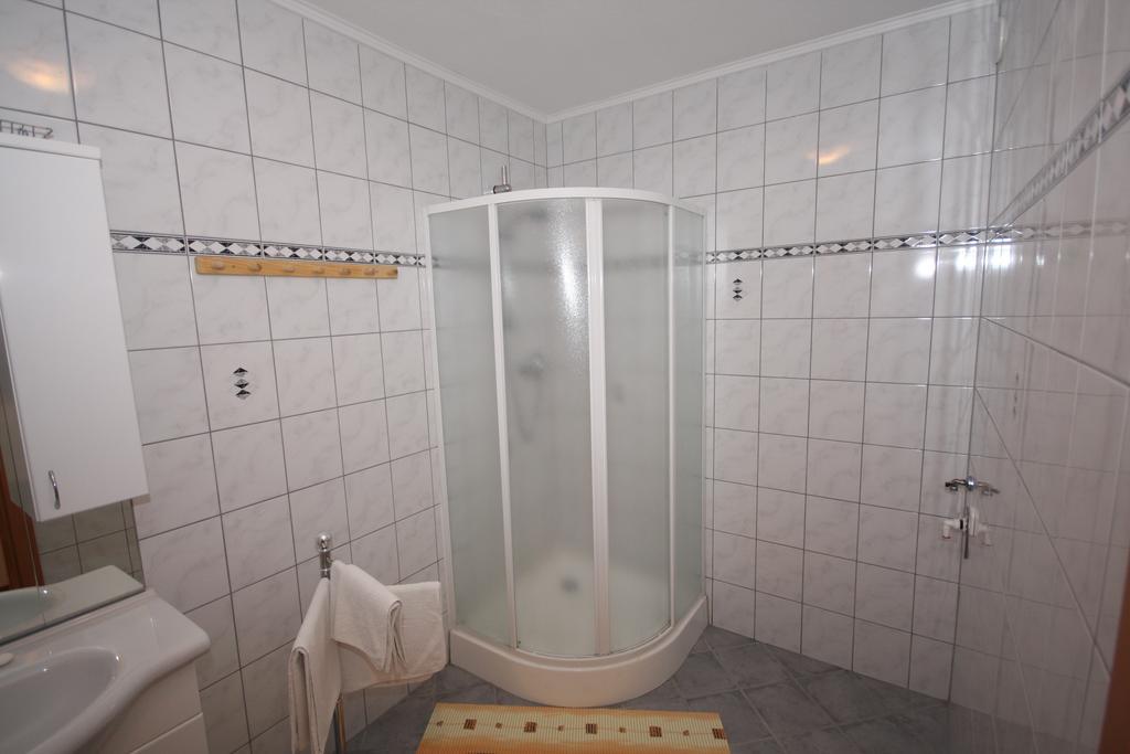 Familiengaestehaus Ingrid Sankt Martin am Tennengebirge Chambre photo