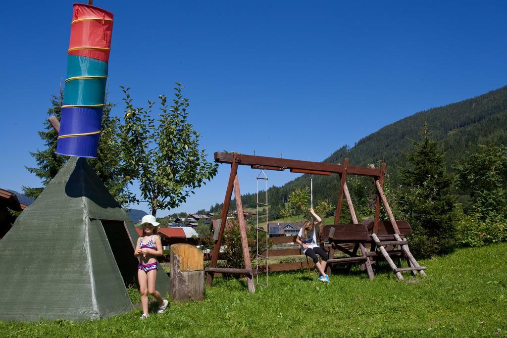Familiengaestehaus Ingrid Sankt Martin am Tennengebirge Extérieur photo